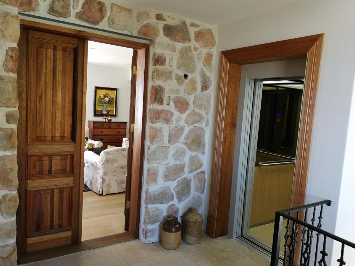 Bakovenbay Luxury Suites Fokváros Kültér fotó